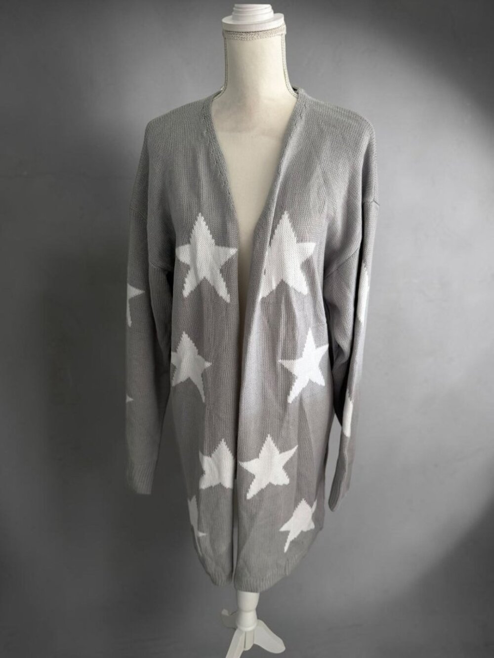 CUPSCHE Gray White Star Cardigan Sweater Size XL NEW NWT